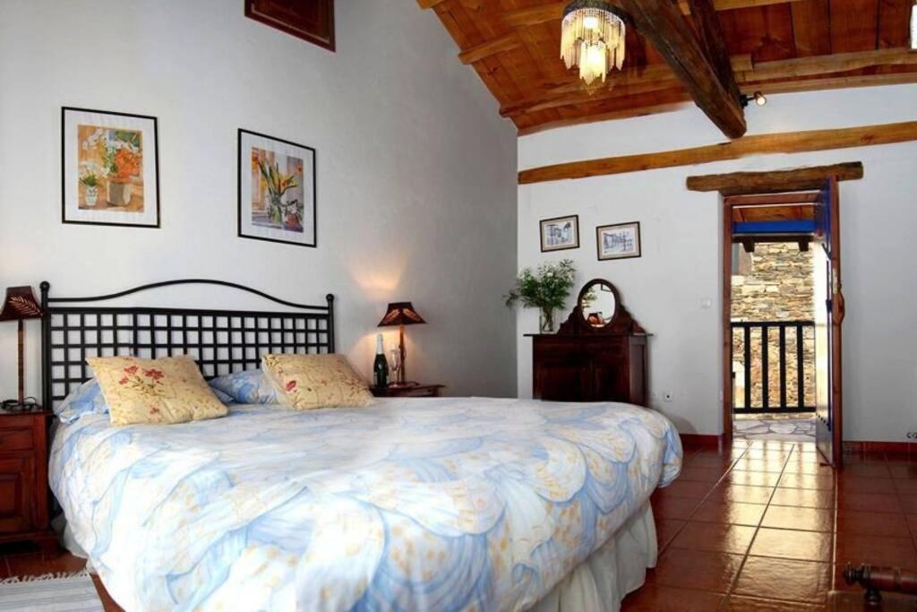 Willa Casa Camarga Santiago Millas Zewnętrze zdjęcie