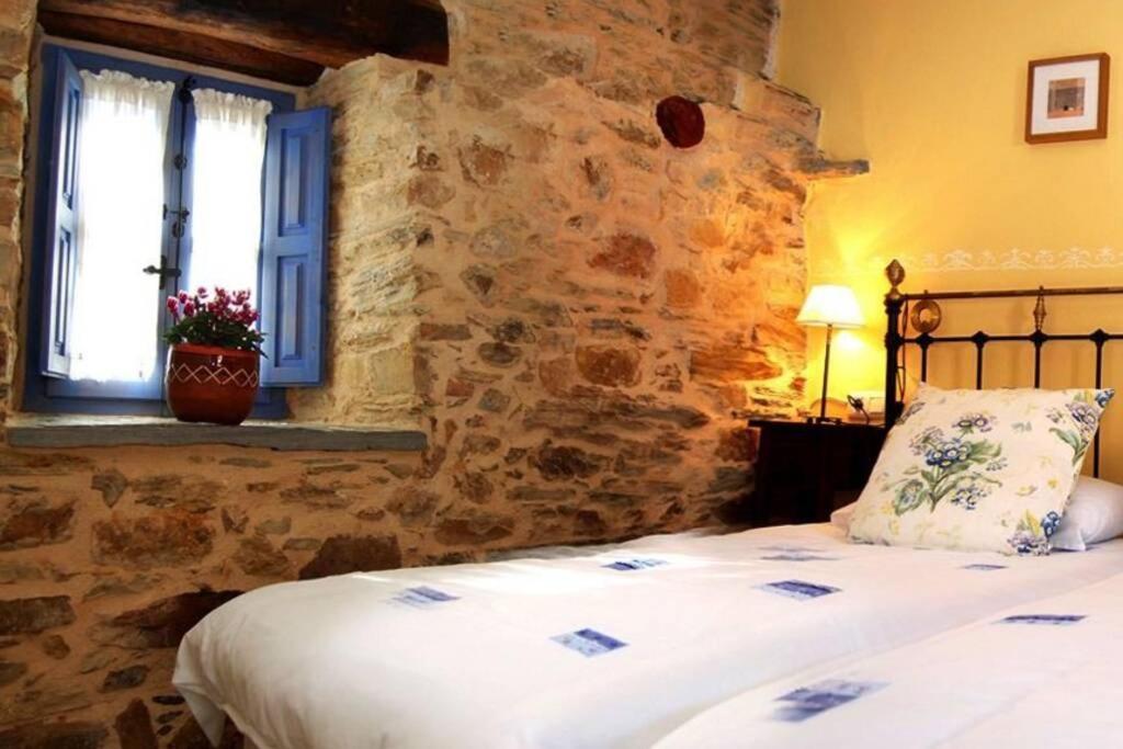 Willa Casa Camarga Santiago Millas Zewnętrze zdjęcie